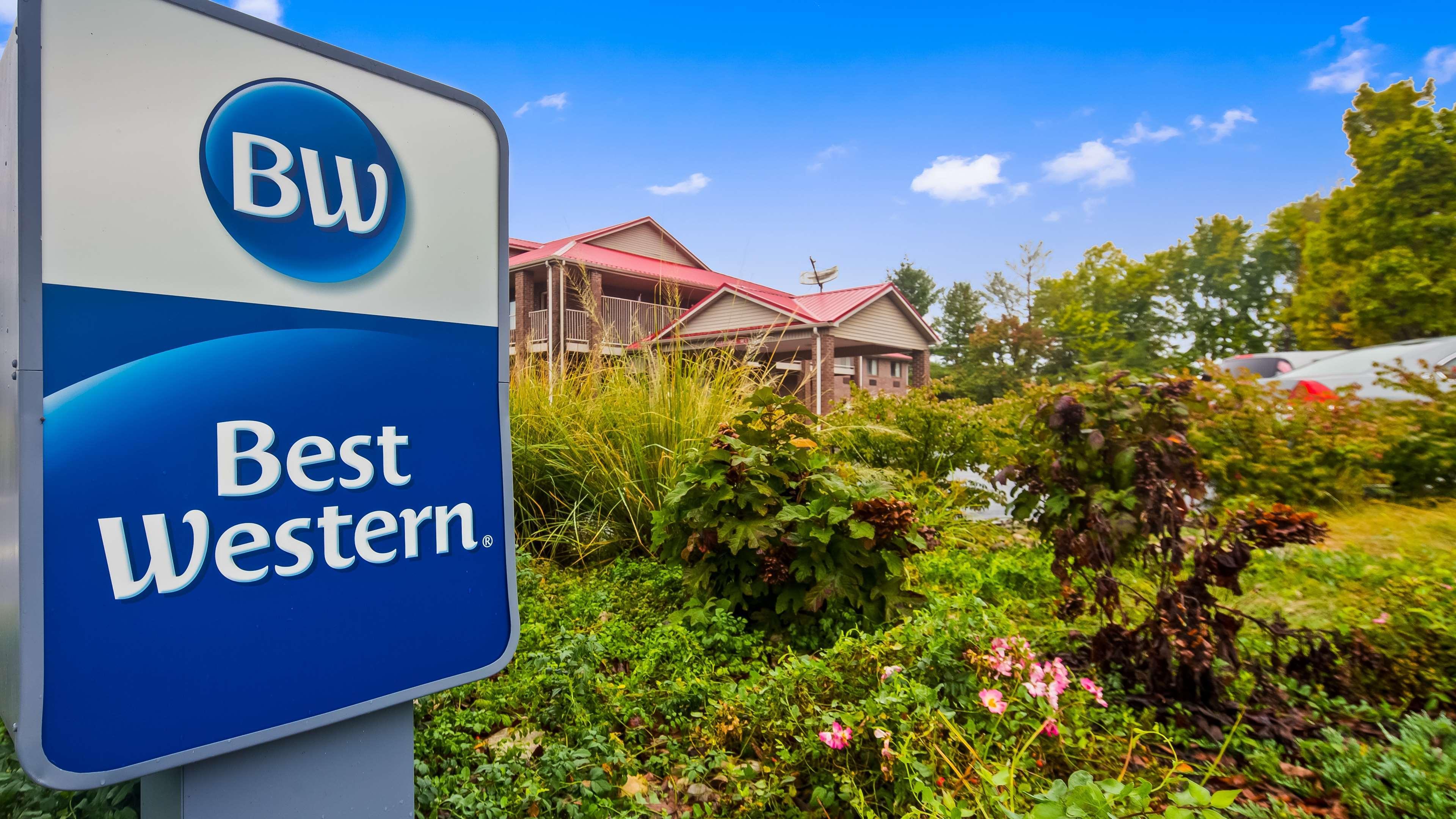 Best Western Paris Inn Exterior photo